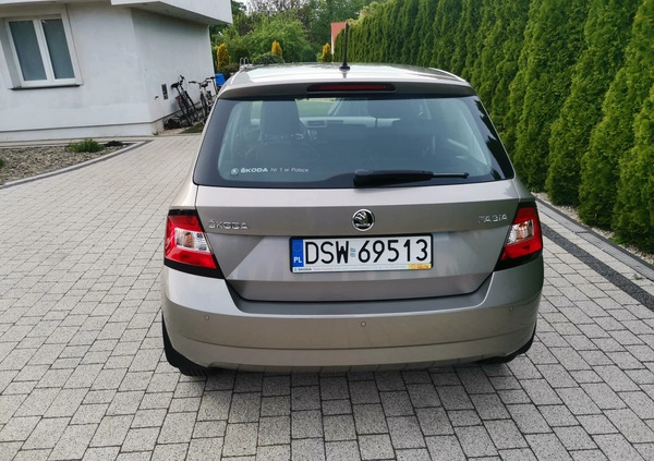 Skoda Fabia cena 51000 przebieg: 22600, rok produkcji 2017 z Świebodzice małe 46
